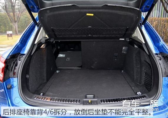 众泰SR9乘坐空间储物空间后备箱大小测评