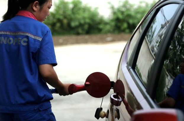 乙醇汽油比普通汽油贵多少钱？乙醇汽油比汽油贵吗