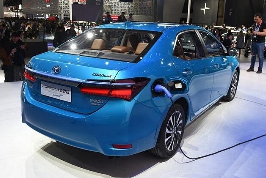 卡罗拉<font color=red>PHEV</font>+车身尺寸如何？<font color=red>PHEV</font>+长宽高？