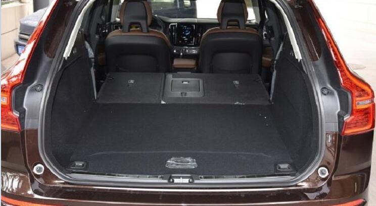 2019款沃尔沃XC60后备厢容积多大？