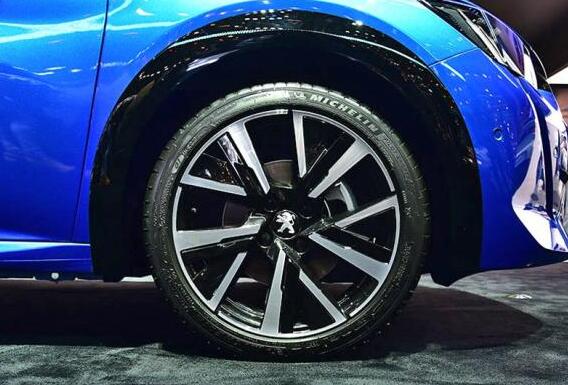 全新标致208车轮轮胎规格尺寸