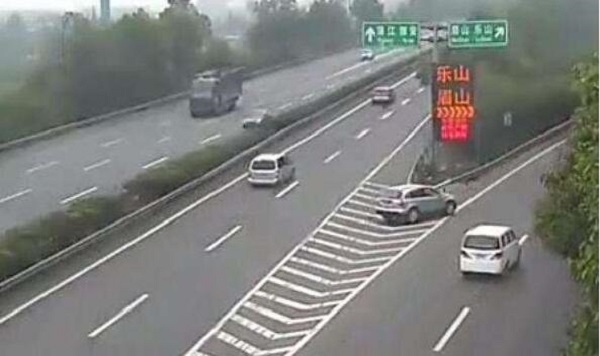 高速哪些行为会被扣12分？