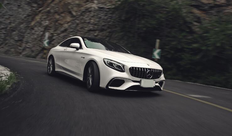 2018款奔驰AMG S63底盘调校怎么样？