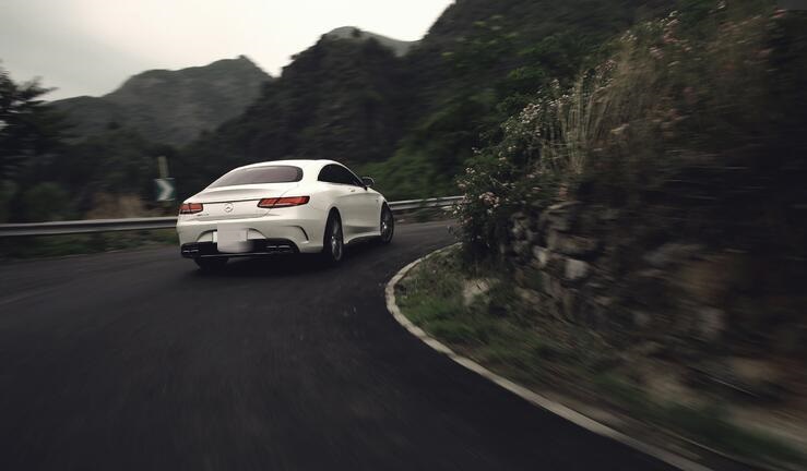 2018款奔驰AMG S63底盘调校怎么样？