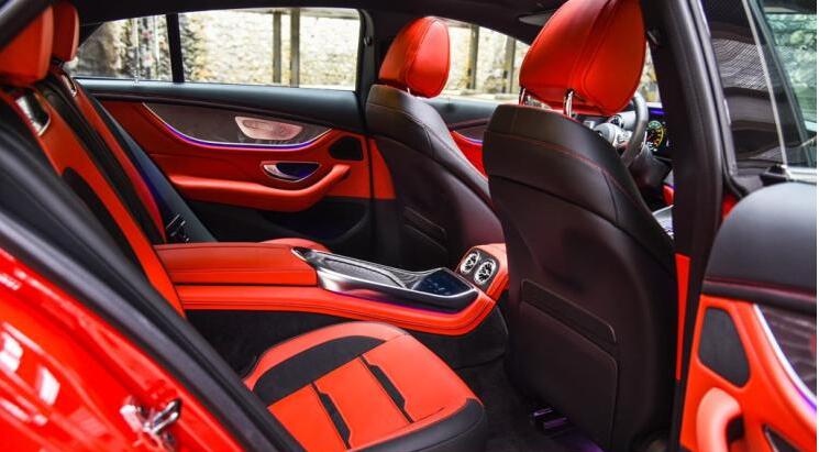 AMG GT50四门座椅好不好？乘坐舒适吗？