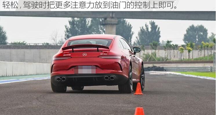 AMG GT50绕桩测试怎么样？AMG GT50操控性能好吗？