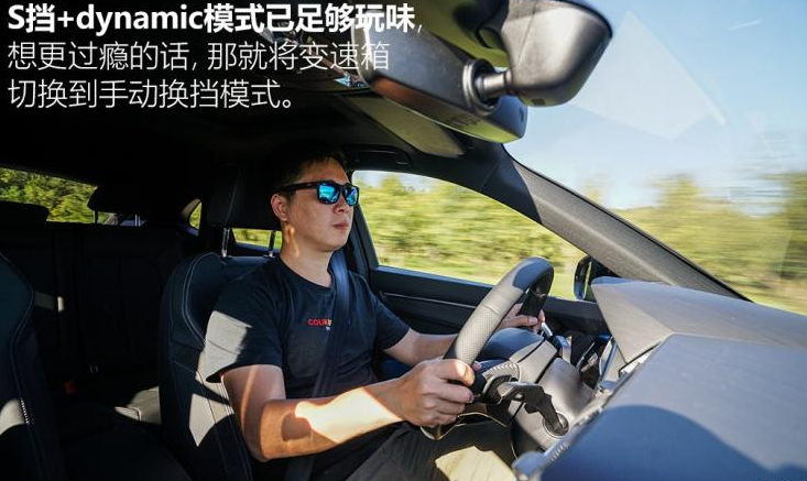 奥迪Q3 Sportback试驾评测 奥迪Q3溜背轿跑试驾测试