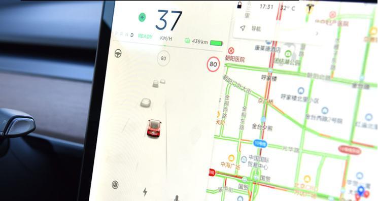 特斯拉v10系统体验 提升哪些实用功能