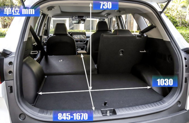 2020款起亚KX3傲跑后备厢尺寸多少？后备厢空间表现怎么样？