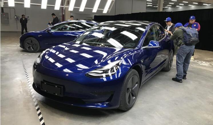 国产Model3和海外版有什么区别？