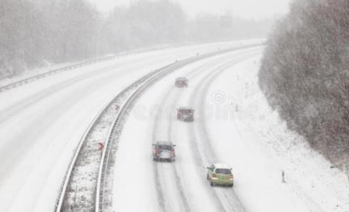 大雪封路超一天 黑龙江高速不通行