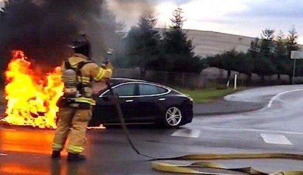 电动汽车起火有什么危害？远离保障安全