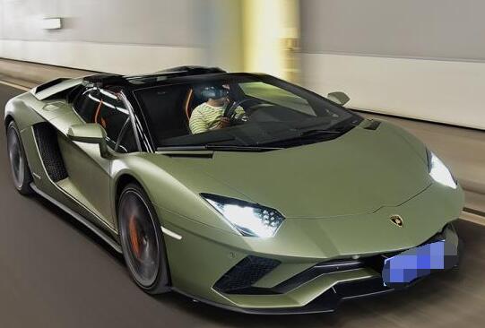 兰博基尼AventadorS试驾测试 兰博基尼AventadorS动力怎么样？