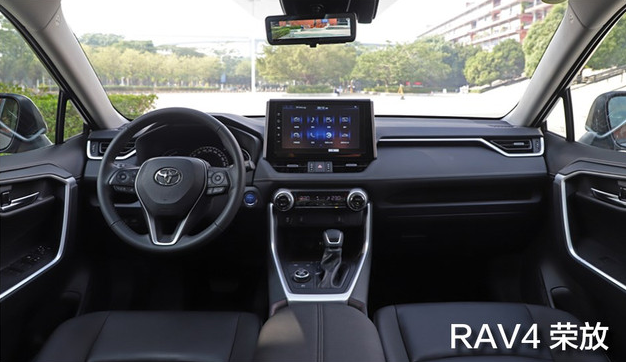 RAV4荣放和本田皓影内饰哪个更好？