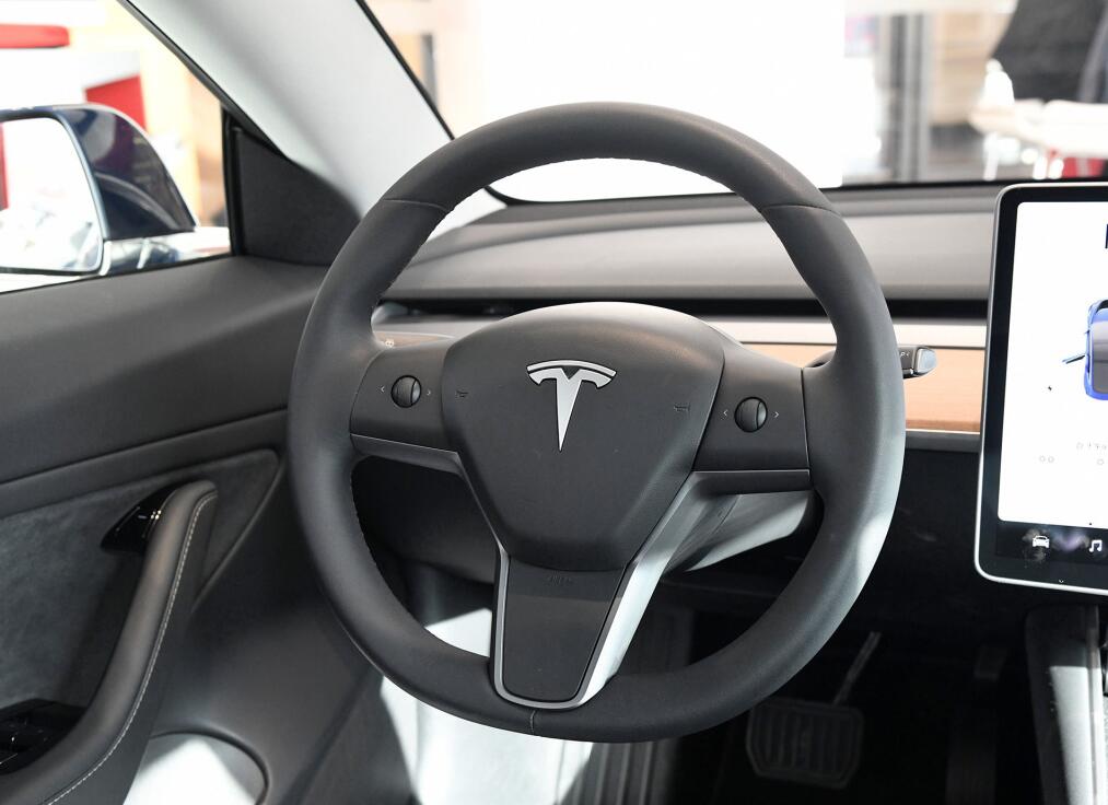 特斯拉model3中控图片