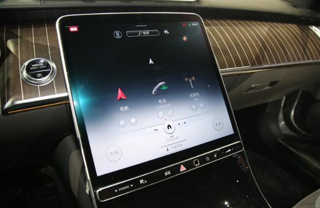 2021款迈巴赫S级中控屏幕车机系统说明